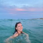 Molly Roach - @molly_roach - Instagram