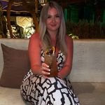Molly Roach - @mollyroachh - Instagram