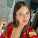 Molly Buckwald - @molly_buckwald - Instagram