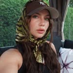 Molly caron 志向 - @yllomnorac - Instagram
