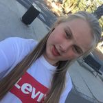 Molly Carr - @mollycarr71 - Instagram