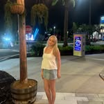 Molly Caves - @molly.caves - Instagram