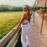 Molly - @molly.clements - Instagram