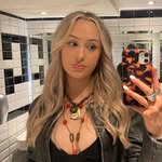 Molly Davies - @mollydaviesss - Instagram