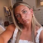 Molly Davies - @molly.davies20 - Instagram