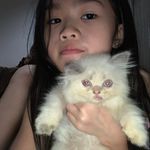 Ervina - @ervina_mimi_molly - Instagram