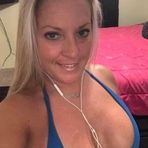 Melly Hoffer - Facebook