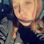 @molly_holbrook - Instagram