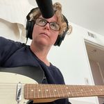 Molly Howson - @mollyhowsonmusic - Instagram
