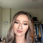 Molly Johnston - @mollys_makeup_xo - Instagram
