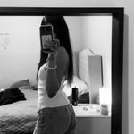 @mollylambie - Instagram