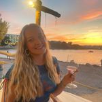 @mollyjclayton - Instagram