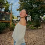 molly - @mollylivelyy - Instagram