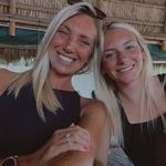 Molly Logan - @mollylogan77 - Instagram