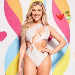 Molly Marsh- Love Island Series 10 💗🏝☀️ - @mollymarshloveisland - Instagram