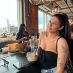 Molly McCormack - @mollymhairxo - Instagram