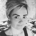Molly McNulty - @mollymcnultypaints - Instagram