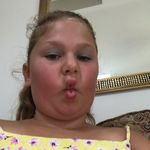 molly mott - @mott8637 - Instagram