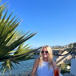 Molly Nagle - @mollynaglee - Instagram