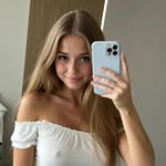 Molly - @molly_nee.e - Instagram