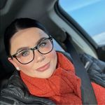 Molly Noel Altenburg - @mollynoel33 - Instagram