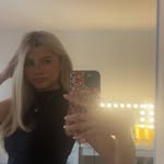 @mollypatrick01 - Instagram