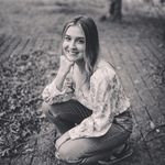 Molly - @molly_shew17 - Instagram