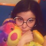 Molly Shoemaker - @small_little_kitten - Instagram