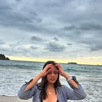 Yolanda Peñaloza - @_mollyswan - Instagram