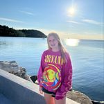 Molly Voss - @mollyvoss_ - Instagram