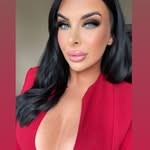 Molly Walters - @_molly_siobhan - Instagram