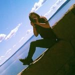Molly Wiggins - @mollynax - Instagram