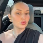 Molly Wilcoxson - @mollywilcoxson - Instagram