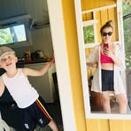 Mona Andersen - Facebook