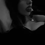 𝑚𝑜𝑛𝑎 𝑏𝑒𝑙𝑙 - @bbydollmona - Instagram