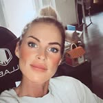 Mona Fuchs - @00perle00 - Instagram