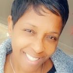 Mona Howell - @onthemove_withmona - Instagram