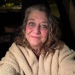 Mona Leach - @adaisey2 - Instagram