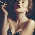 Mona Leon - @moayadshaqlaway - Instagram