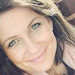 Mónika Majoros - @monamajoros - Instagram