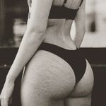 Mona McCarthy - @naomi_mcbright - Instagram