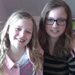 anna en morgaine - @mona.power - Instagram