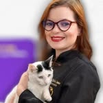 Monalisa Torres - Veterinária - @monatorressantos - Instagram