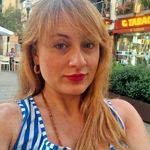 Mona Wells - @ginger_wellsie - Instagram