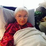 Mona Young - @mona.young.77 - Instagram