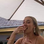 Monica - @monicaburraston - Instagram