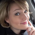Monica Bourque - @mini_moni_mo - Instagram