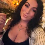 Monica Markham - @monicaciera - Instagram