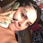 Monique Avery ❄🐰💸 - @prettyxloc - Instagram