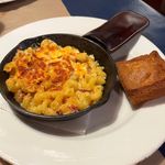 Monique Berry - @mb.restauranthopper - Instagram